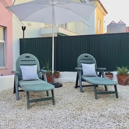 Casa Lobo N°33 In Campo D'ourique 3br Garden Oasis Appartement